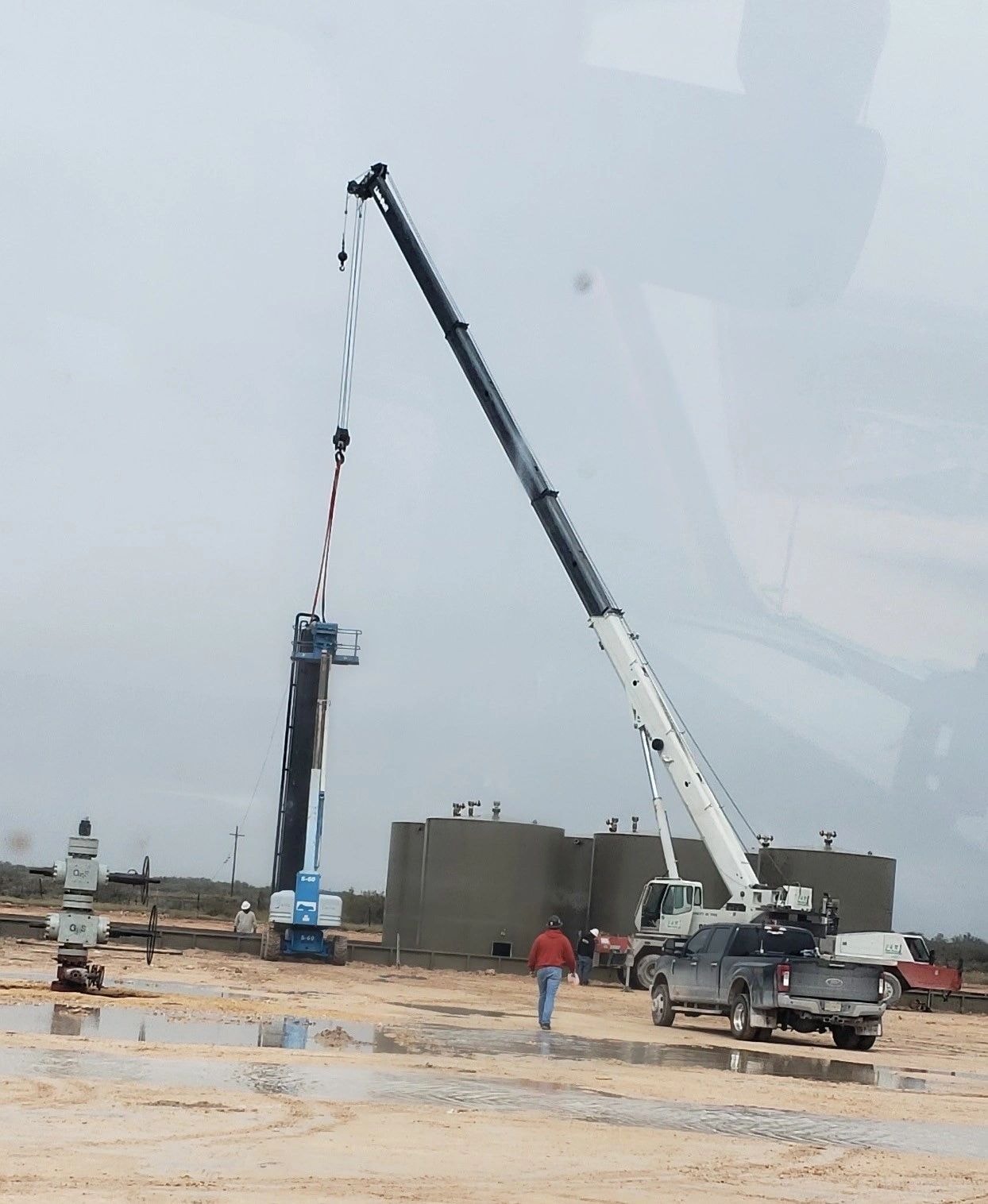 Crane & Equipment Setting
